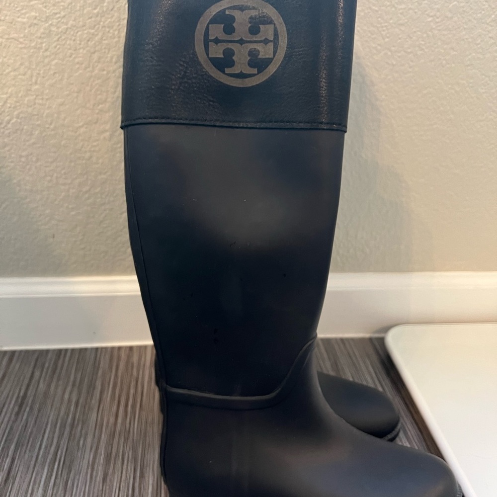 Worn twice. Rain boots